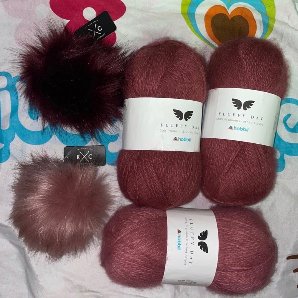 PRICE DROP Hobbii Fluffy Day Yarn + Pom Pom Lot